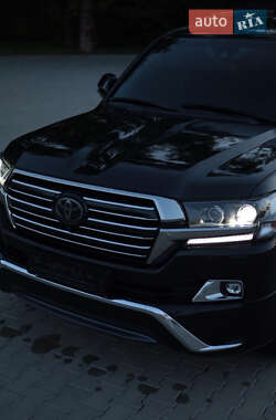 Внедорожник / Кроссовер Toyota Land Cruiser 2016 в Черновцах