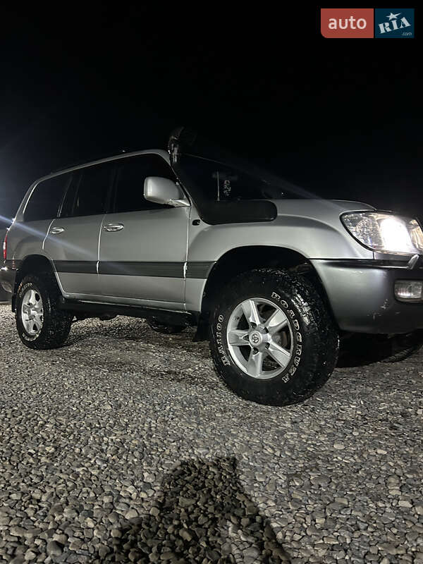 Toyota Land Cruiser 2005