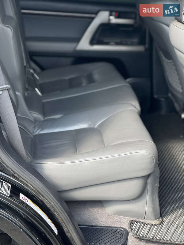 Внедорожник / Кроссовер Toyota Land Cruiser 2008 в Киеве фото 12 Внедорожник / Кроссовер Toyota Land Cruiser 2008 в Киеве