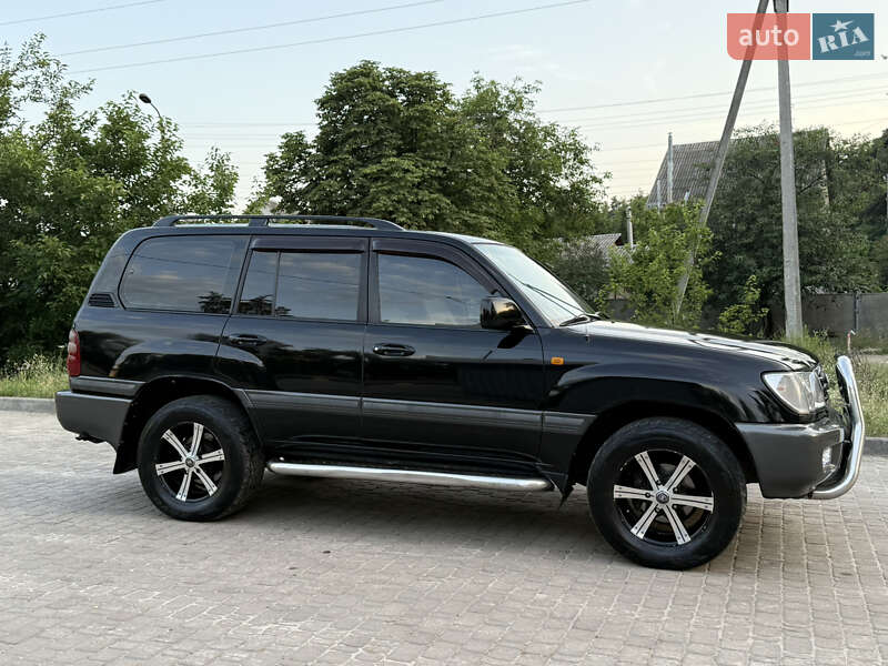 Позашляховик / Кросовер Toyota Land Cruiser 2001 в Броварах