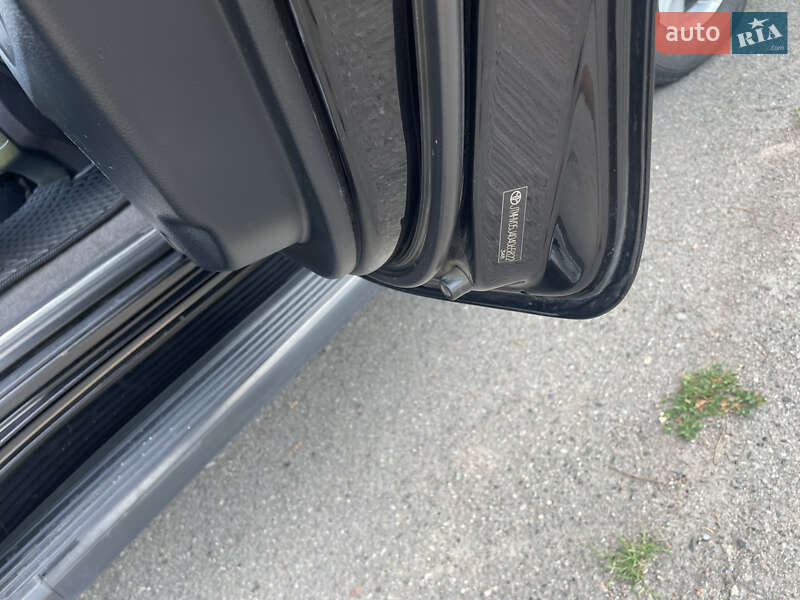 Позашляховик / Кросовер Toyota Land Cruiser 2011 в Лубнах фото 33 Позашляховик / Кросовер Toyota Land Cruiser 2011 в Лубнах