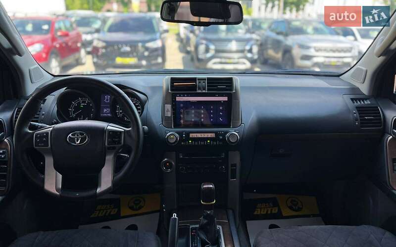 Внедорожник / Кроссовер Toyota Land Cruiser 2012 в Ивано-Франковске