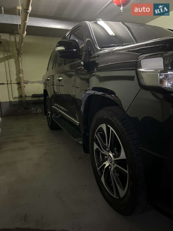 Внедорожник / Кроссовер Toyota Land Cruiser 2020 в Днепре