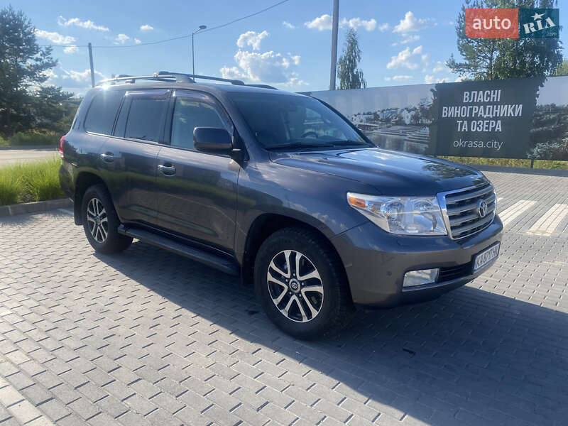 Toyota Land Cruiser 2008