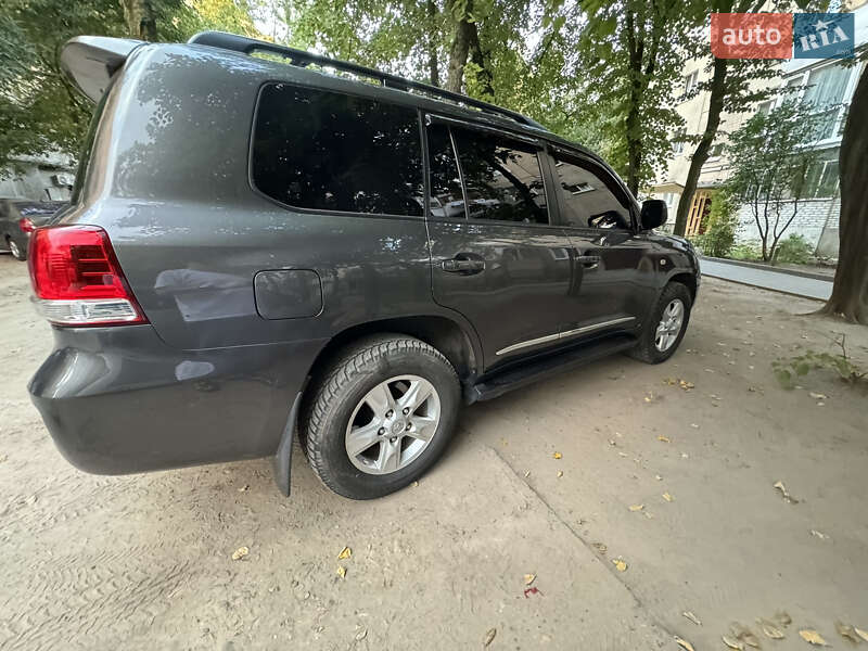 Позашляховик / Кросовер Toyota Land Cruiser 2011 в Львові фото 58 Позашляховик / Кросовер Toyota Land Cruiser 2011 в Львові