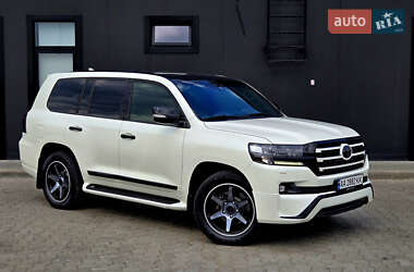 Позашляховик / Кросовер Toyota Land Cruiser 2016 в Києві