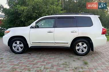 Внедорожник / Кроссовер Toyota Land Cruiser 2014 в 