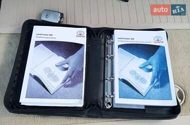 Внедорожник / Кроссовер Toyota Land Cruiser 2014 в 