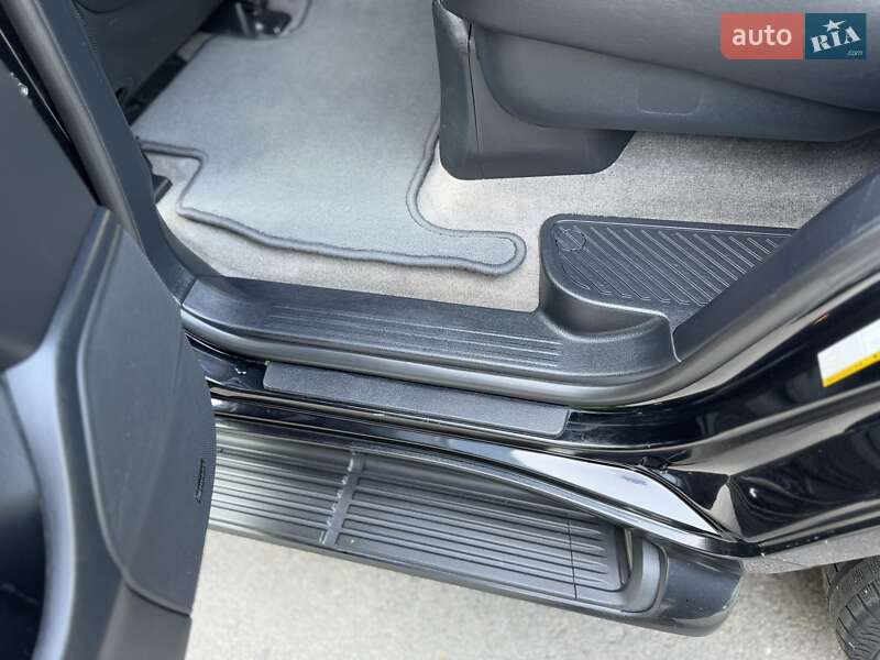 Позашляховик / Кросовер Toyota Land Cruiser 2014 в Трускавці фото 68 Позашляховик / Кросовер Toyota Land Cruiser 2014 в Трускавці