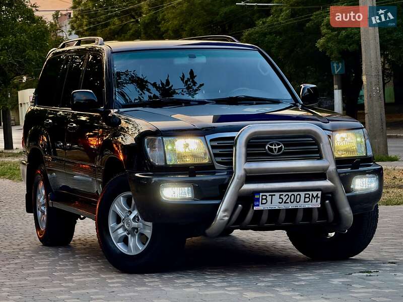 Toyota Land Cruiser 2004