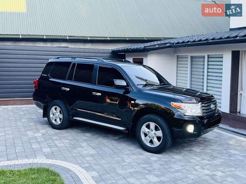 Внедорожник / Кроссовер Toyota Land Cruiser 2012 в Нижней Апше фото 89 Внедорожник / Кроссовер Toyota Land Cruiser 2012 в Нижней Апше