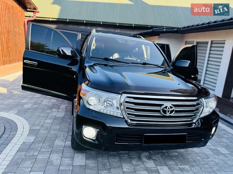 Внедорожник / Кроссовер Toyota Land Cruiser 2012 в Нижней Апше фото 107 Внедорожник / Кроссовер Toyota Land Cruiser 2012 в Нижней Апше