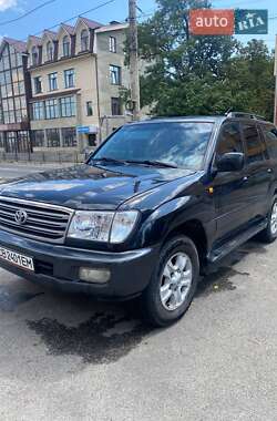 Внедорожник / Кроссовер Toyota Land Cruiser 2004 в Чернигове