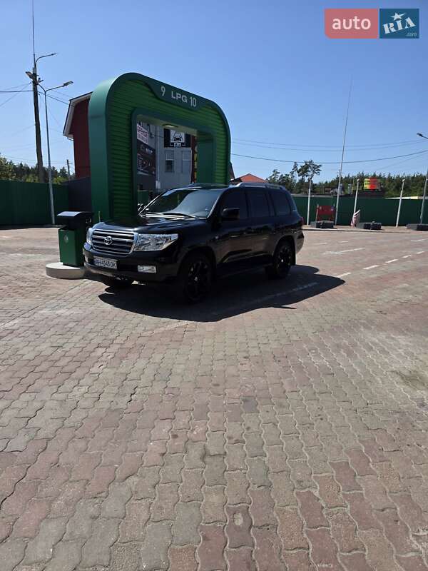 Внедорожник / Кроссовер Toyota Land Cruiser 2011 в Киеве