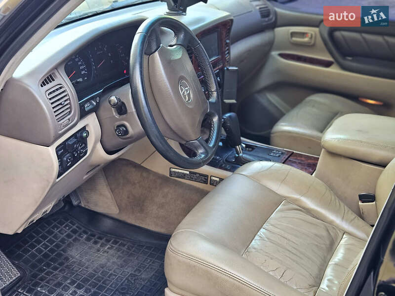 Внедорожник / Кроссовер Toyota Land Cruiser 2001 в Киеве фото 10 Внедорожник / Кроссовер Toyota Land Cruiser 2001 в Киеве