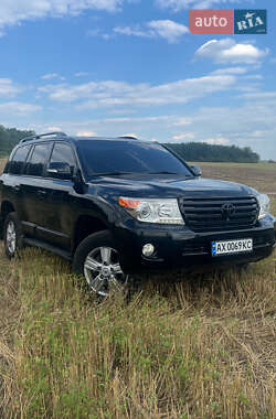 Позашляховик / Кросовер Toyota Land Cruiser 2013 в Харкові