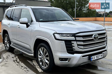 Внедорожник / Кроссовер Toyota Land Cruiser 2022 в Киеве
