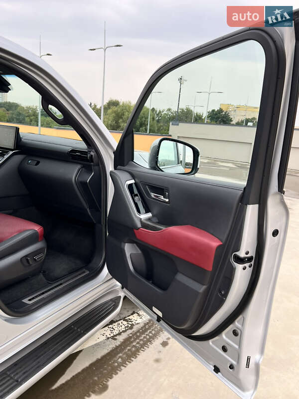 Внедорожник / Кроссовер Toyota Land Cruiser 2022 в Киеве