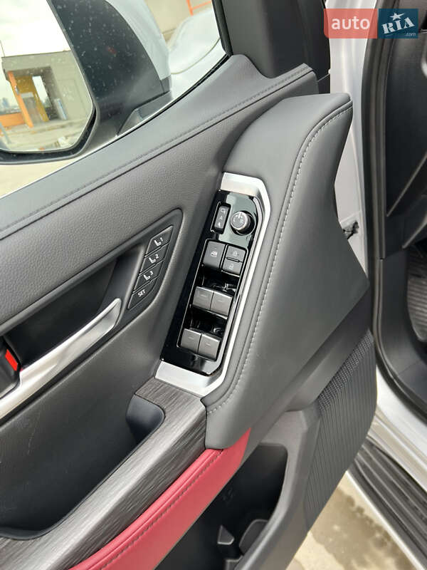 Внедорожник / Кроссовер Toyota Land Cruiser 2022 в Киеве