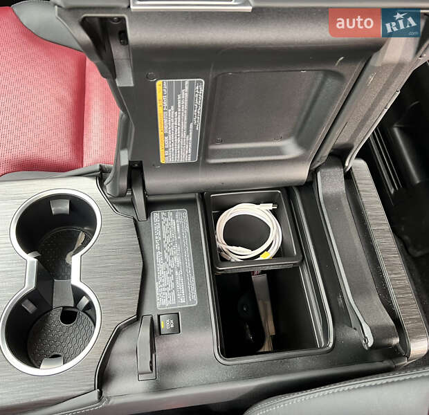 Внедорожник / Кроссовер Toyota Land Cruiser 2022 в Киеве