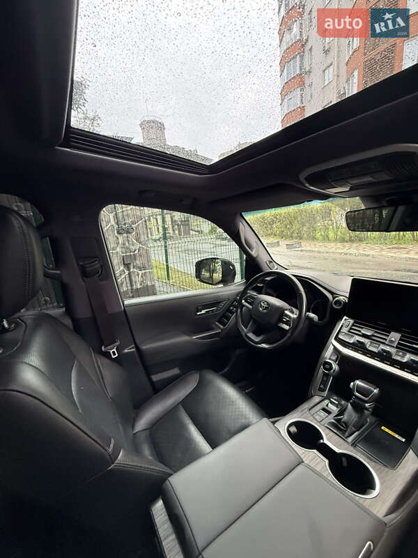 Внедорожник / Кроссовер Toyota Land Cruiser 2021 в Харькове