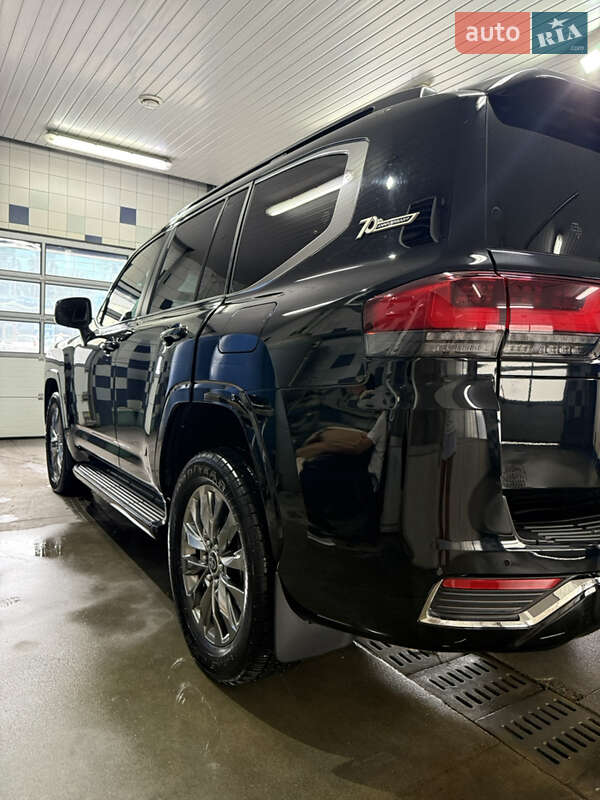 Внедорожник / Кроссовер Toyota Land Cruiser 2021 в Харькове