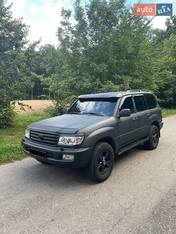 Внедорожник / Кроссовер Toyota Land Cruiser 2002 в Виннице