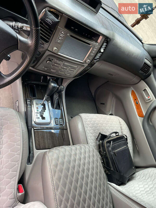 Внедорожник / Кроссовер Toyota Land Cruiser 2002 в Виннице