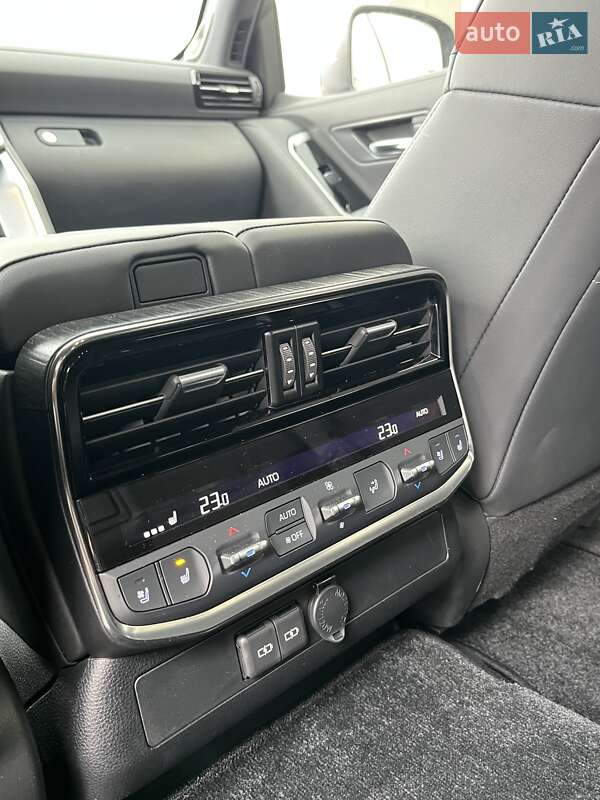 Внедорожник / Кроссовер Toyota Land Cruiser 2021 в Киеве