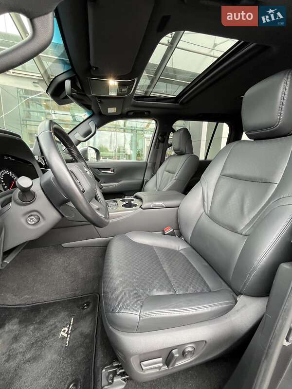 Внедорожник / Кроссовер Toyota Land Cruiser 2021 в Киеве