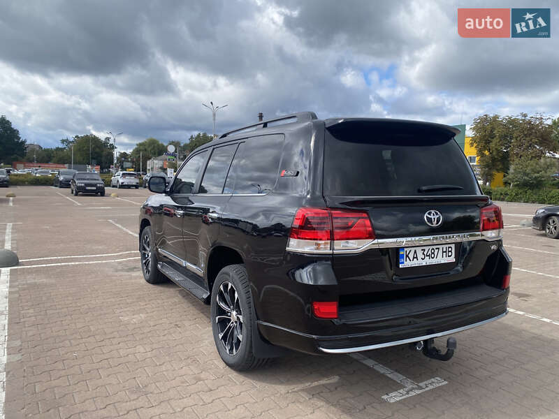 Внедорожник / Кроссовер Toyota Land Cruiser 2020 в Житомире