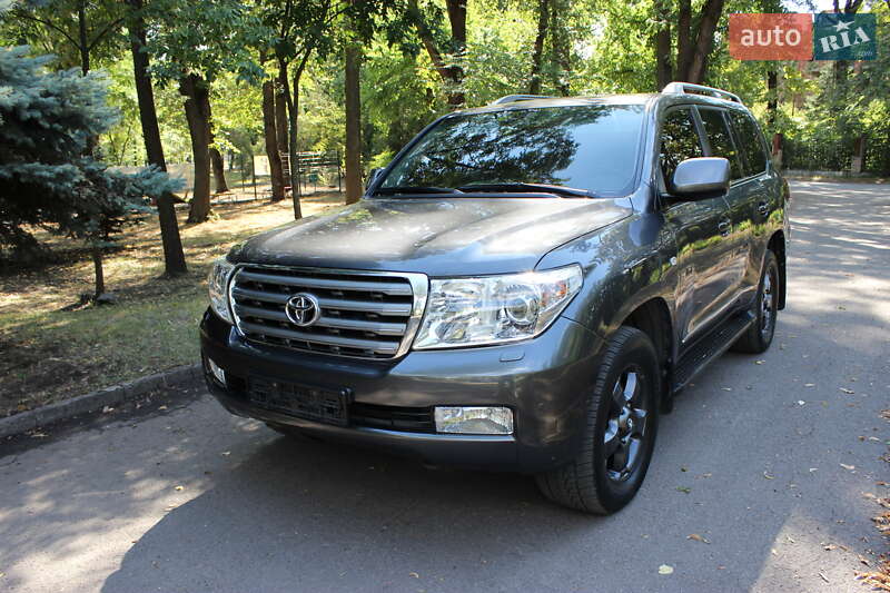 Toyota Land Cruiser 2011 Toyota Land Cruiser 2011