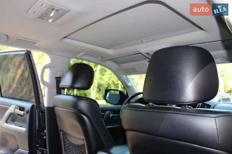 Внедорожник / Кроссовер Toyota Land Cruiser 2011 в Кривом Роге