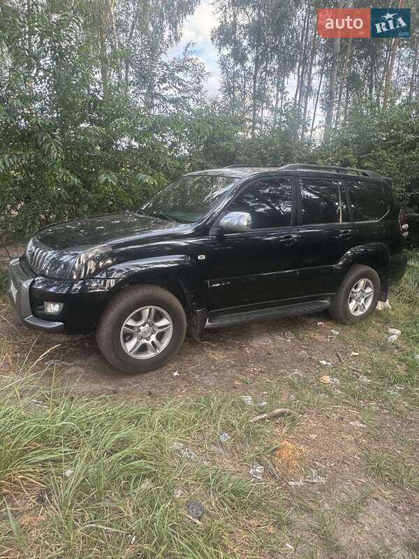 Позашляховик / Кросовер Toyota Land Cruiser 2005 в Павлограді