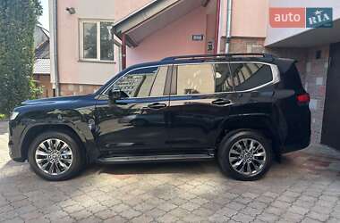 Внедорожник / Кроссовер Toyota Land Cruiser 2022 в Киеве