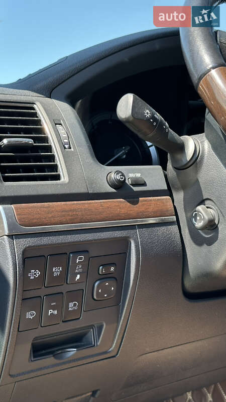 Внедорожник / Кроссовер Toyota Land Cruiser 2019 в Полтаве