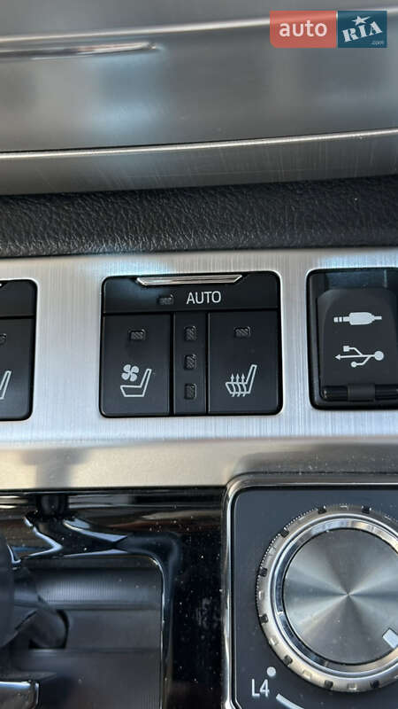 Внедорожник / Кроссовер Toyota Land Cruiser 2019 в Полтаве