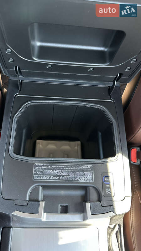 Внедорожник / Кроссовер Toyota Land Cruiser 2019 в Полтаве