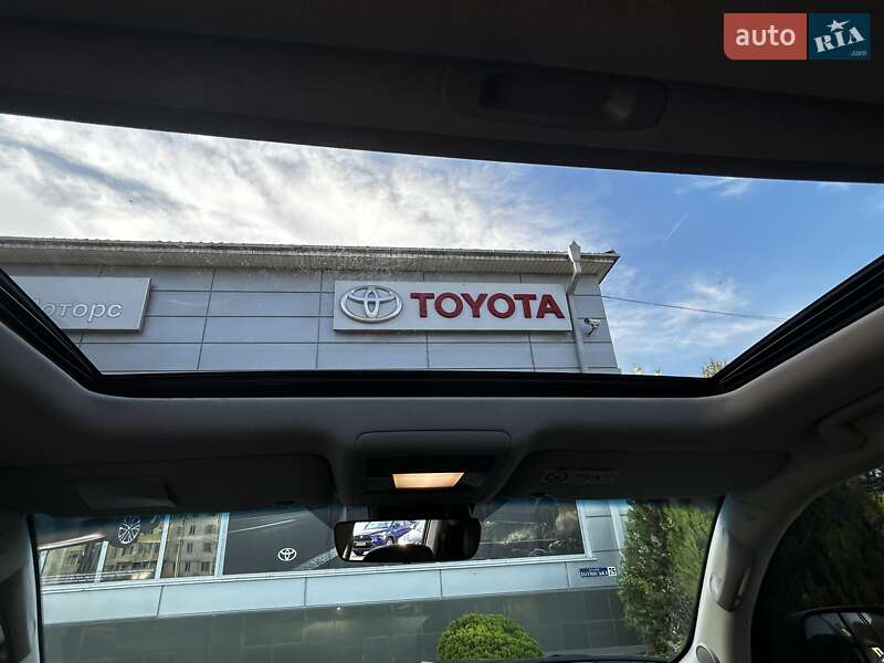 Внедорожник / Кроссовер Toyota Land Cruiser 2016 в Черновцах