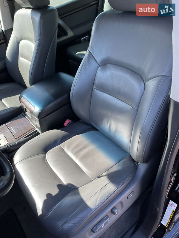 Внедорожник / Кроссовер Toyota Land Cruiser 2008 в Ровно фото 10 Внедорожник / Кроссовер Toyota Land Cruiser 2008 в Ровно