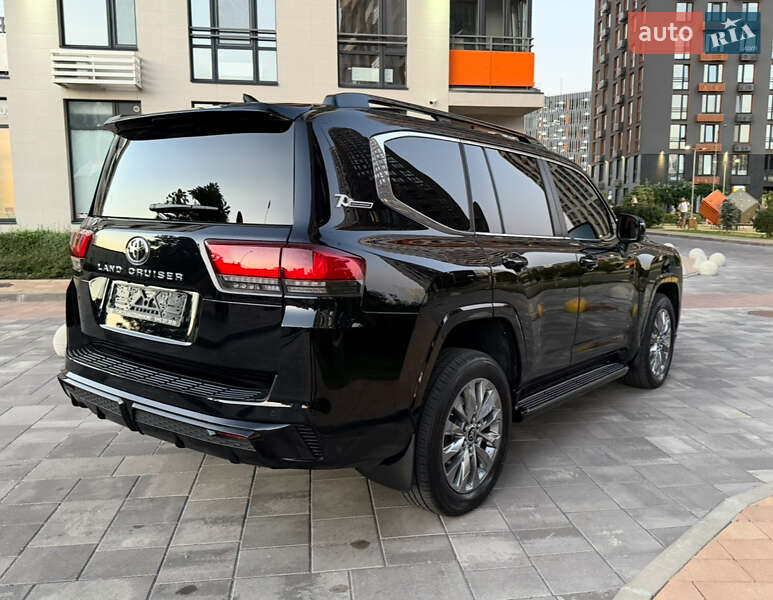 Внедорожник / Кроссовер Toyota Land Cruiser 2021 в Киеве