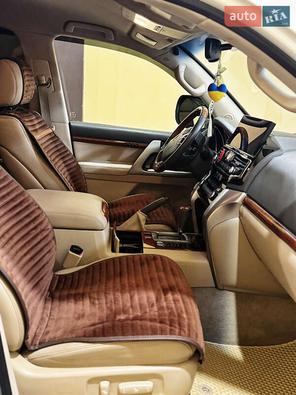 Внедорожник / Кроссовер Toyota Land Cruiser 2013 в Кривом Роге фото 14 Внедорожник / Кроссовер Toyota Land Cruiser 2013 в Кривом Роге