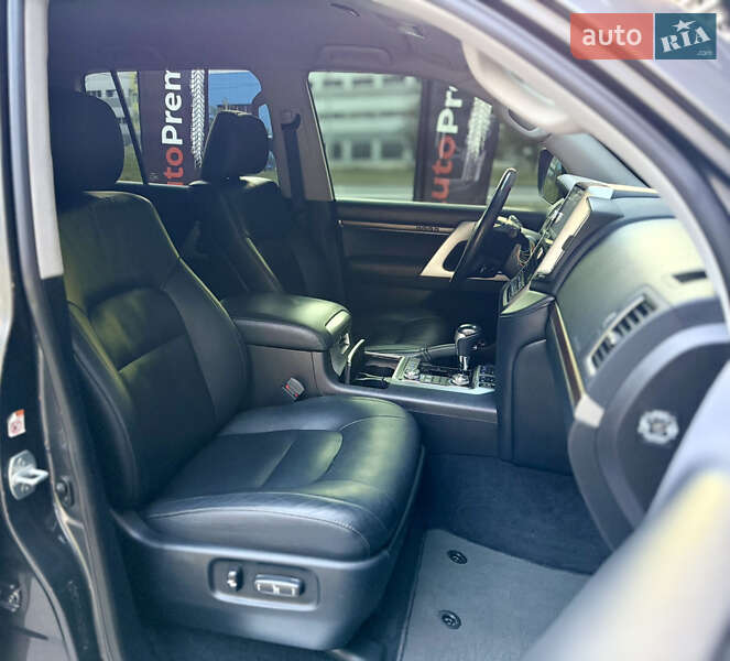 Внедорожник / Кроссовер Toyota Land Cruiser 2016 в Харькове