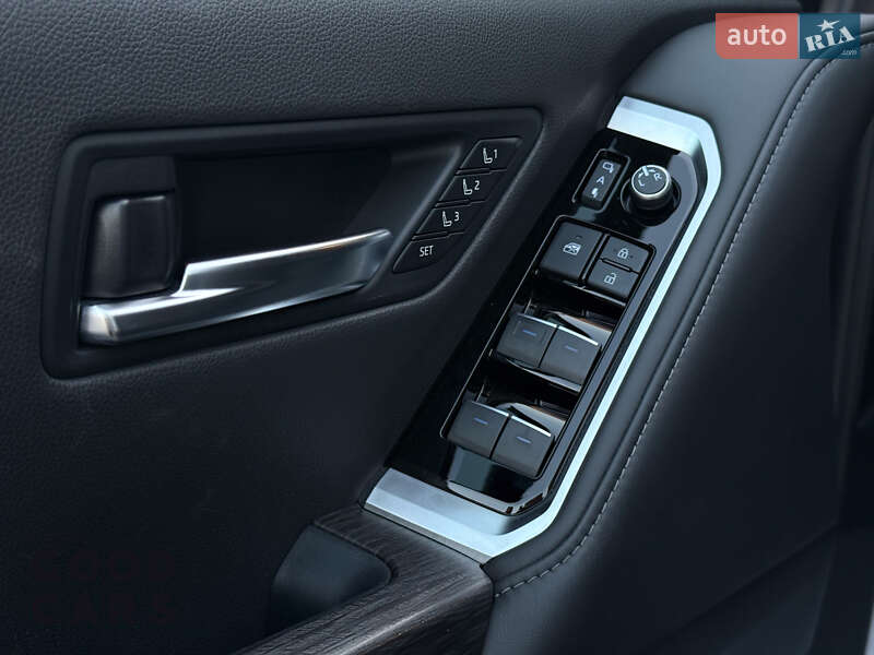 Внедорожник / Кроссовер Toyota Land Cruiser 2023 в Одессе