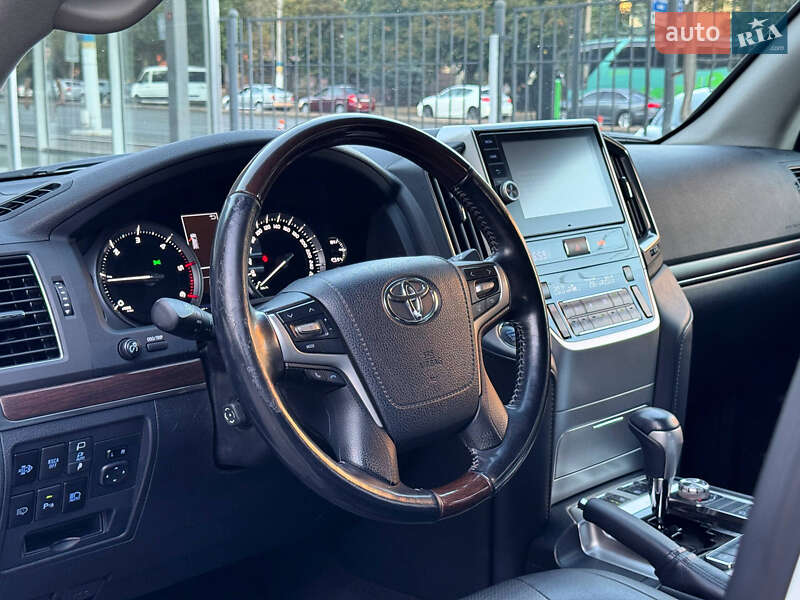 Внедорожник / Кроссовер Toyota Land Cruiser 2019 в Одессе