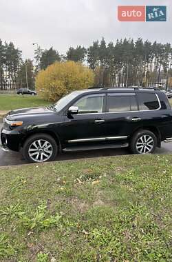 Позашляховик / Кросовер Toyota Land Cruiser 2011 в Києві