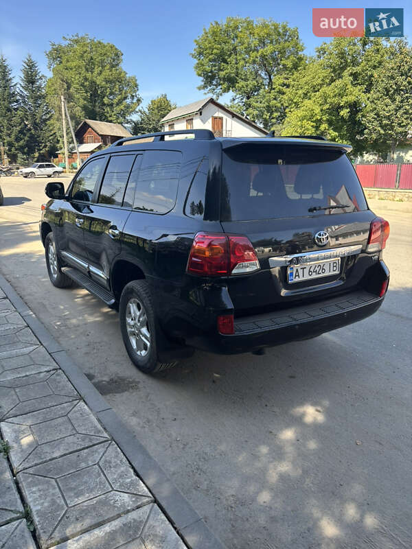Внедорожник / Кроссовер Toyota Land Cruiser 2013 в Ивано-Франковске фото 8 Внедорожник / Кроссовер Toyota Land Cruiser 2013 в Ивано-Франковске