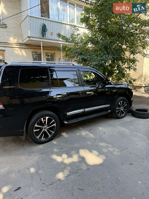 Внедорожник / Кроссовер Toyota Land Cruiser 2014 в Киеве