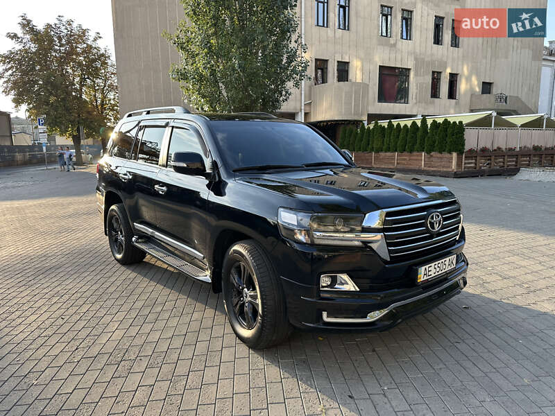 Toyota Land Cruiser 2016