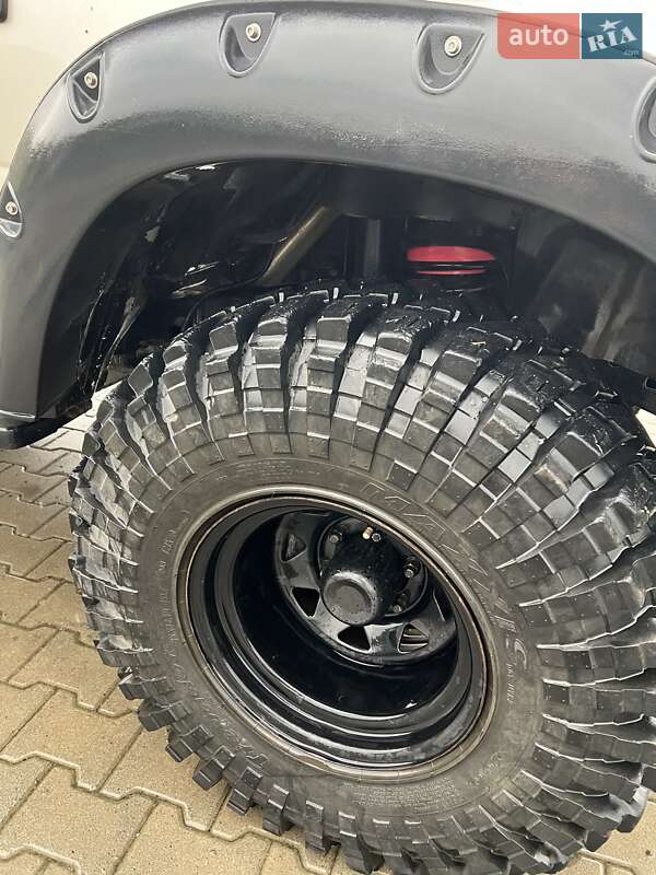 Внедорожник / Кроссовер Toyota Land Cruiser 1995 в Воловце